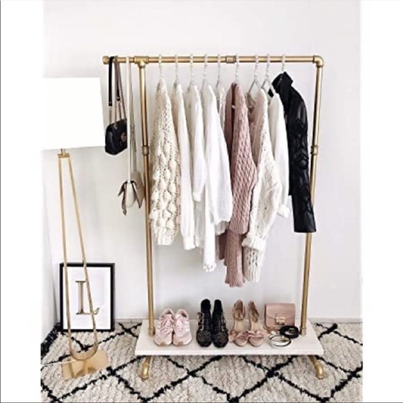 White fuzzy Chevron pinup top - Picture 4 of 4